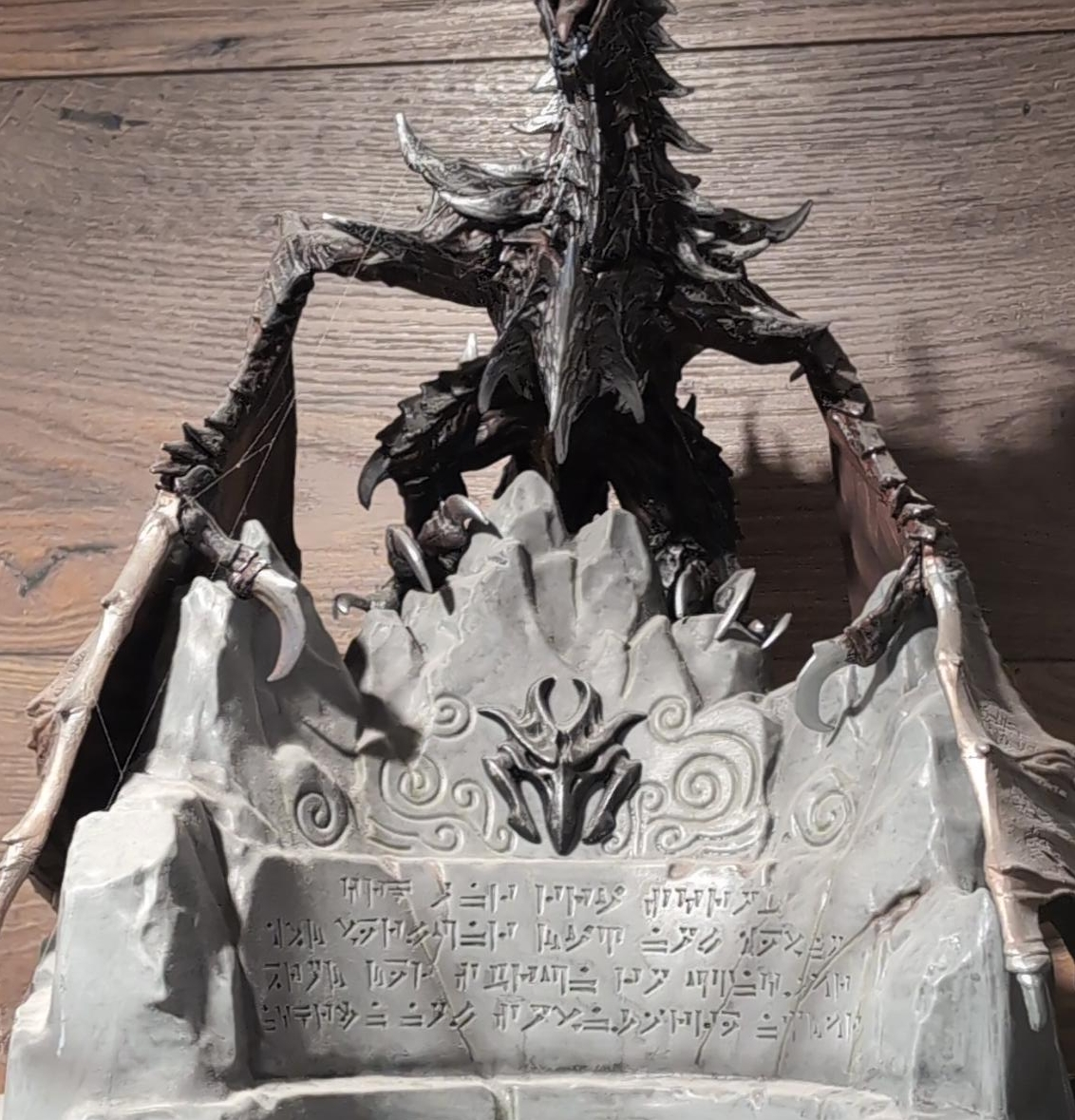 Skyrim Alduin Statue from Collectors Edition thumbnail
