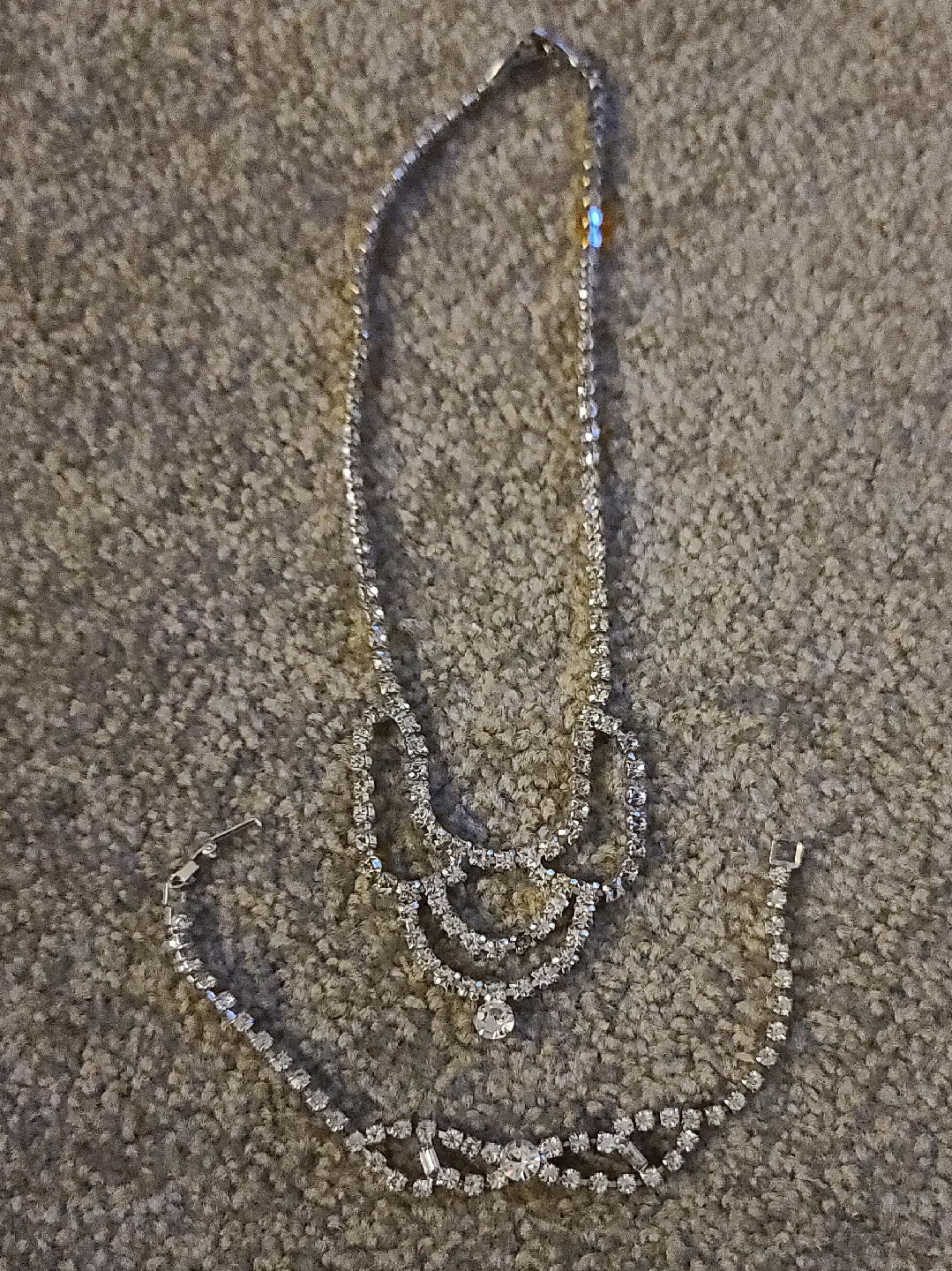 Rhinestone Necklace and Bracelet Set thumbnail