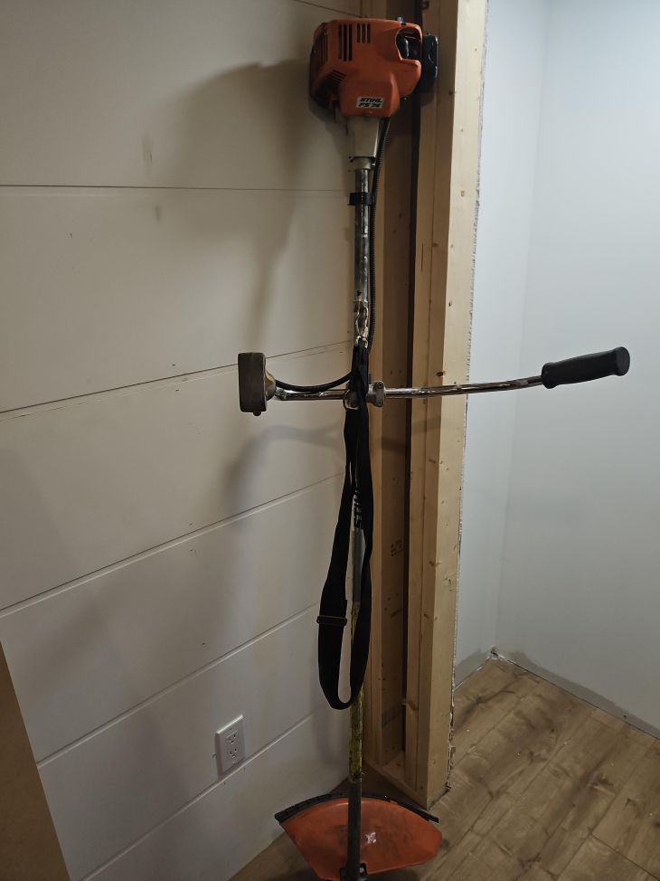 Stihl FS 70 R Weed Trimmer thumbnail