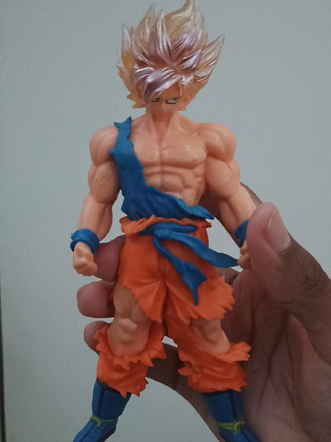 Dragon Ball Z Goku Figure thumbnail