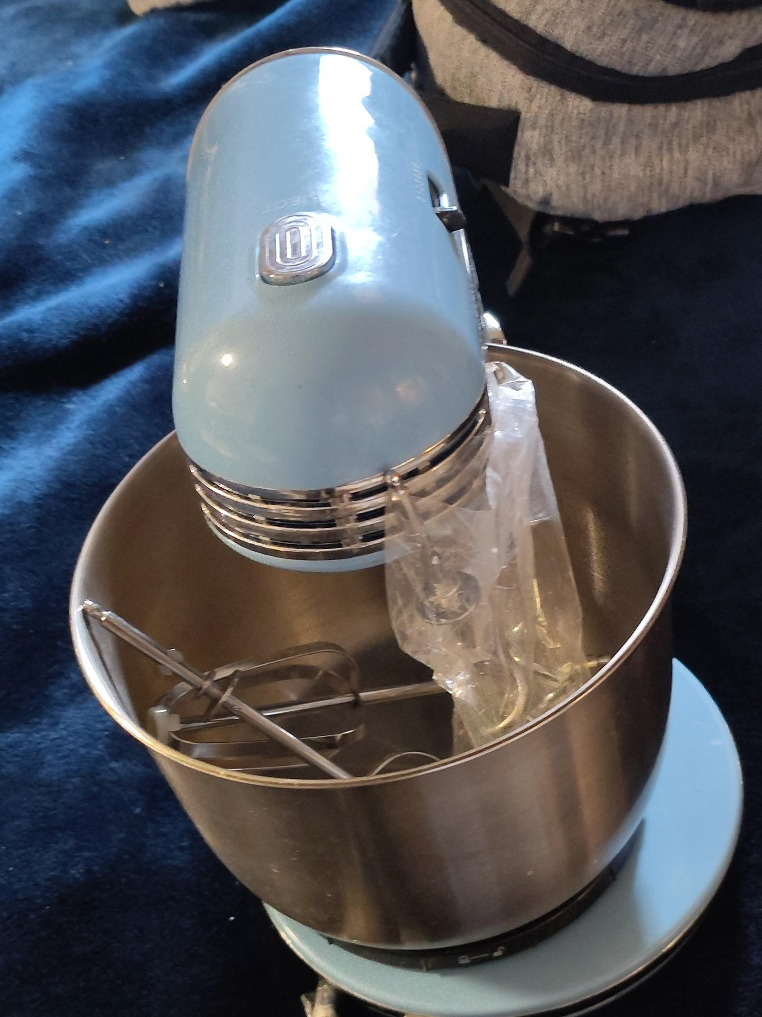 Elite Gourmet Stand Mixer - Light Blue