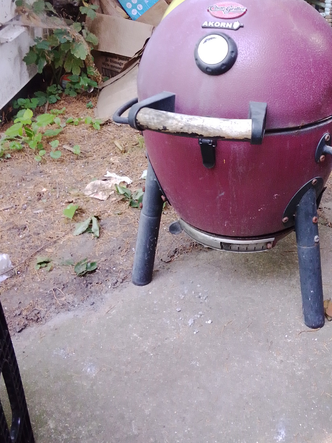 Char-Griller AKORN Kamado Charcoal Grill thumbnail