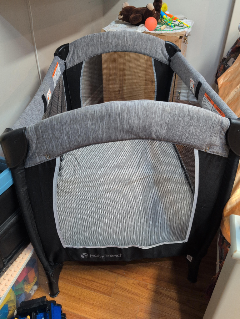 Baby Trend Playard thumbnail