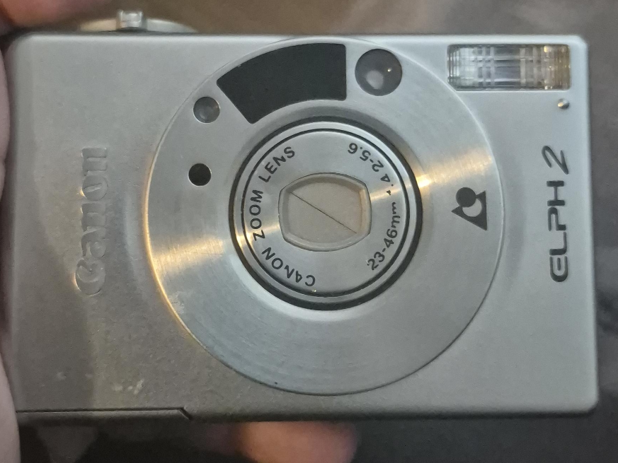 Canon ELPH 2 Camera 🥕- Great Condition image indicator(1)