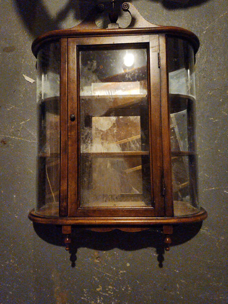 Curved Glass Display Cabinet thumbnail