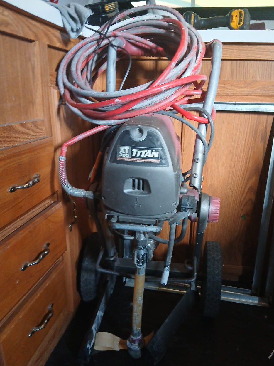 Titan XT 330 Airless Paint Sprayer thumbnail