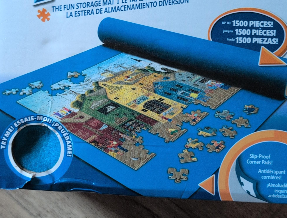 Jigsaw Puzzle Mat - Up to 1500 Pieces thumbnail