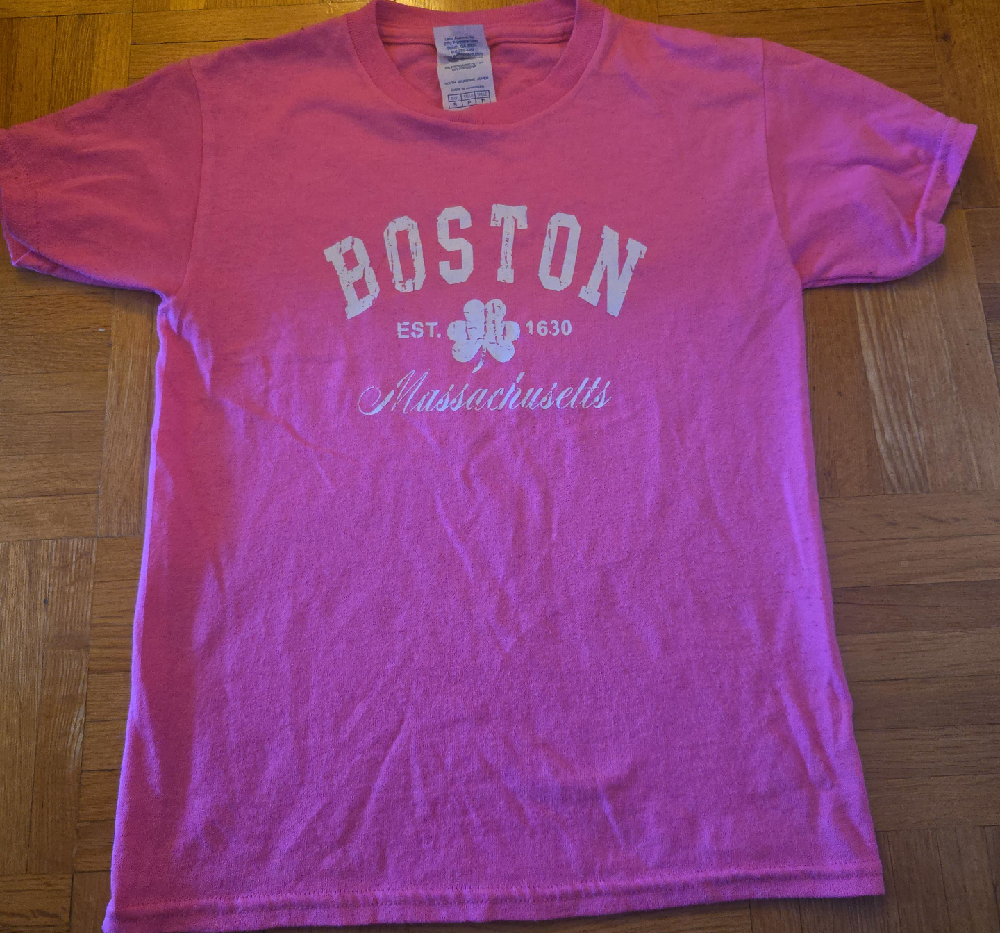 Pink Boston Massachusetts T-Shirt - Youth Size S thumbnail