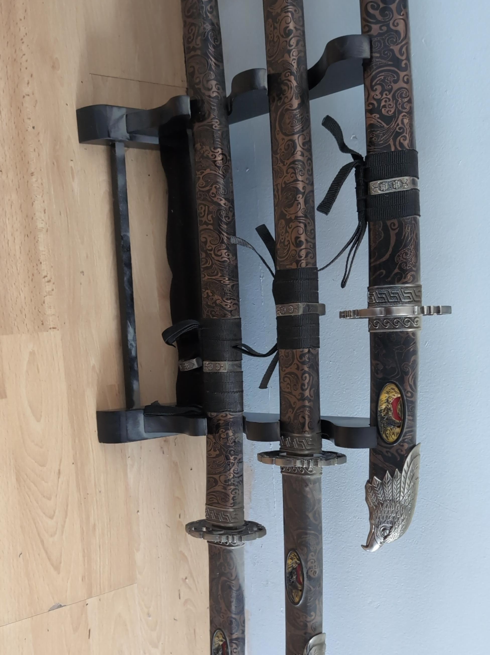 Decorative Katana Sword Set thumbnail