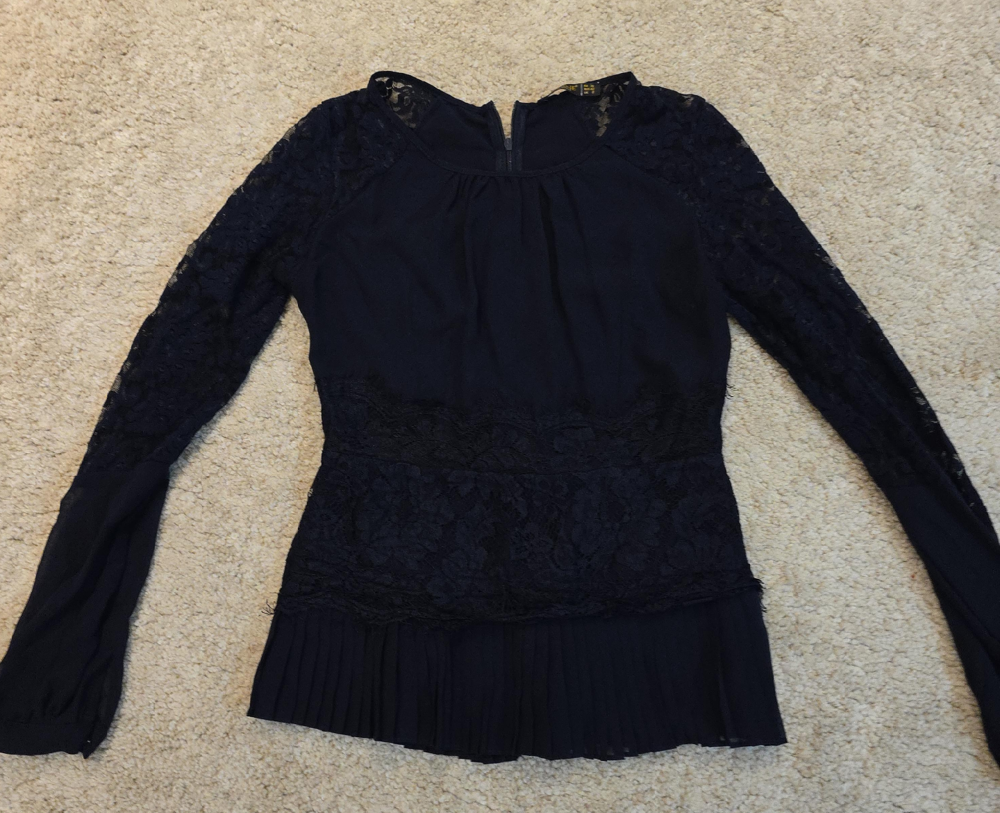 Black Lace Long Sleeve blouse thumbnail