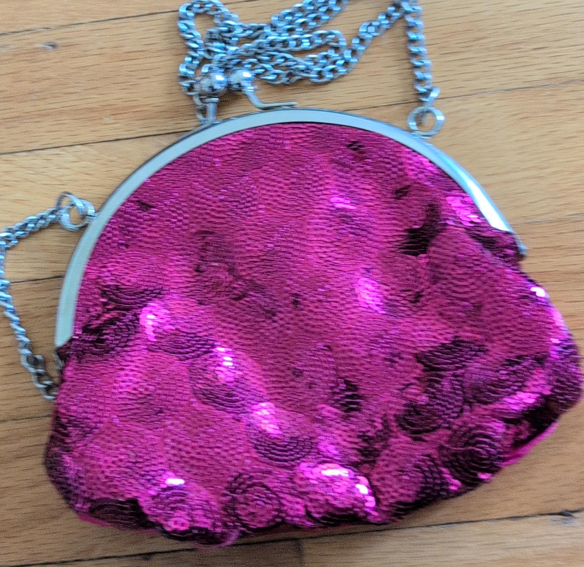 Pink Sequin Chain Purse image indicator(4)