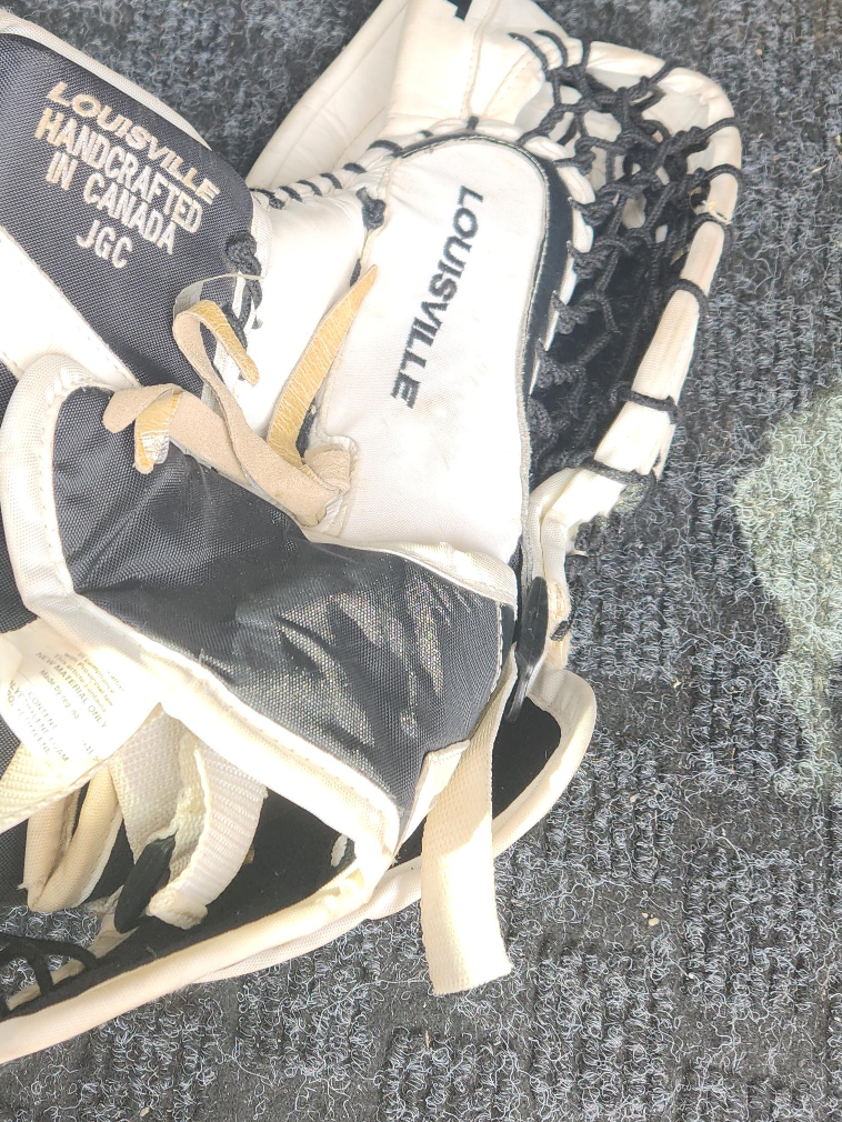 Louisville & TPS Hockey Catching Glove