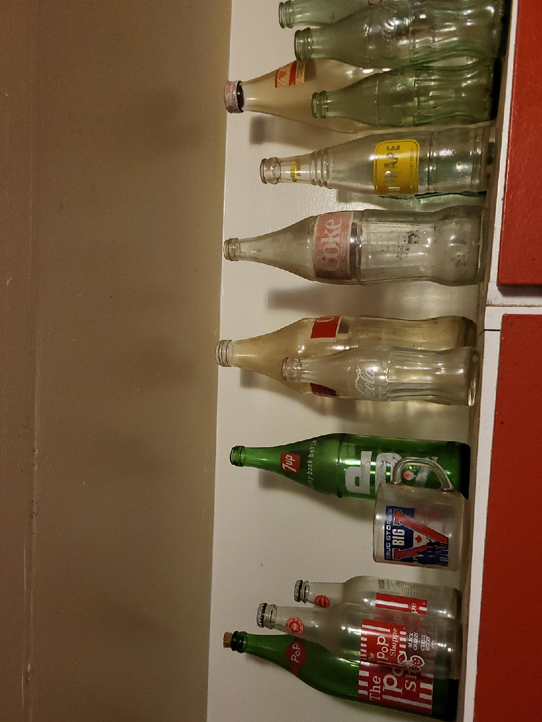 Vintage Pop Shoppe, Coke, 7up Bottles thumbnail