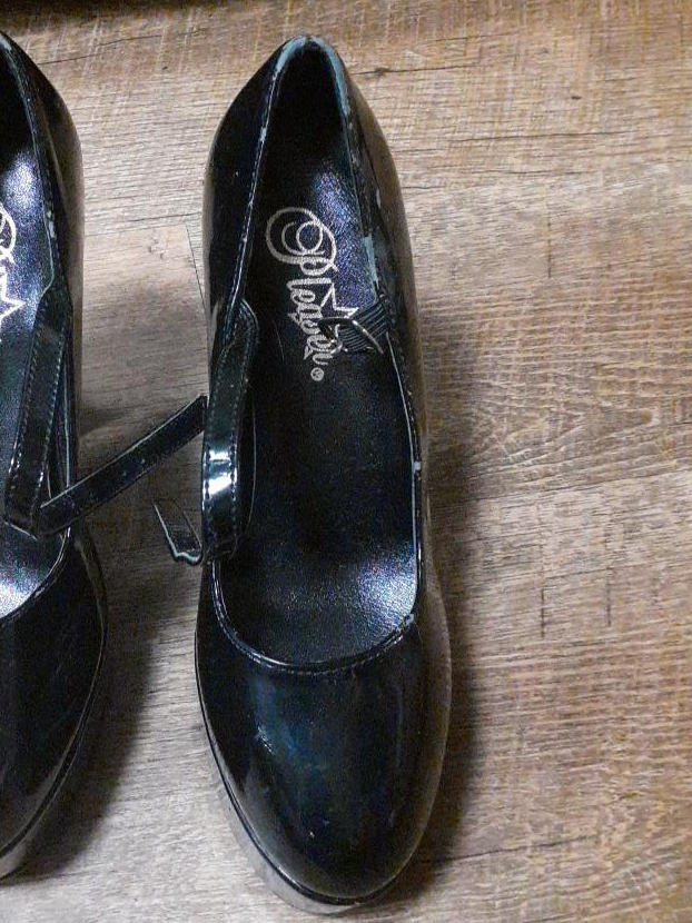 Pleaser Black Heels thumbnail