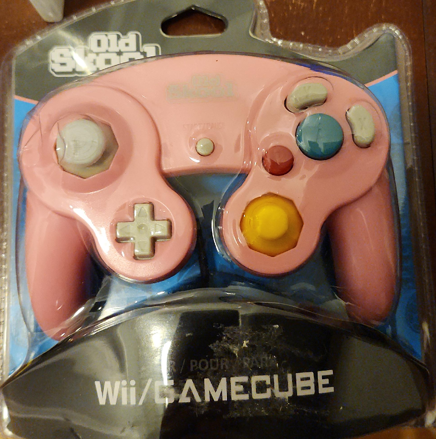 New Old Skool Pink GameCube/Wii Controller thumbnail