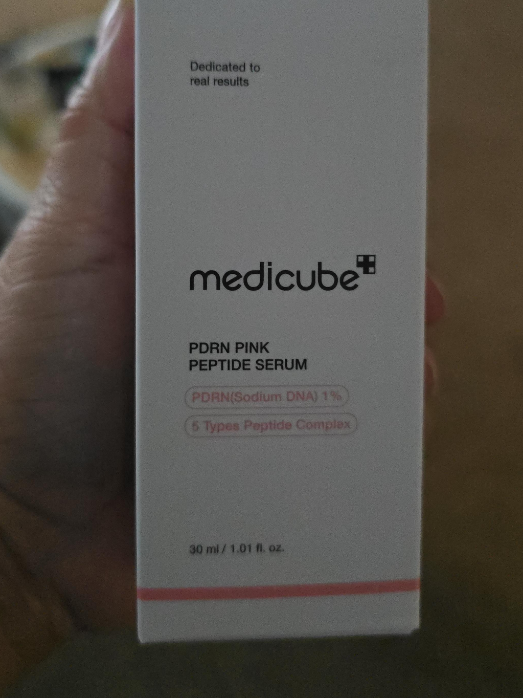 Medicube PDRN Pink Peptide Serum thumbnail