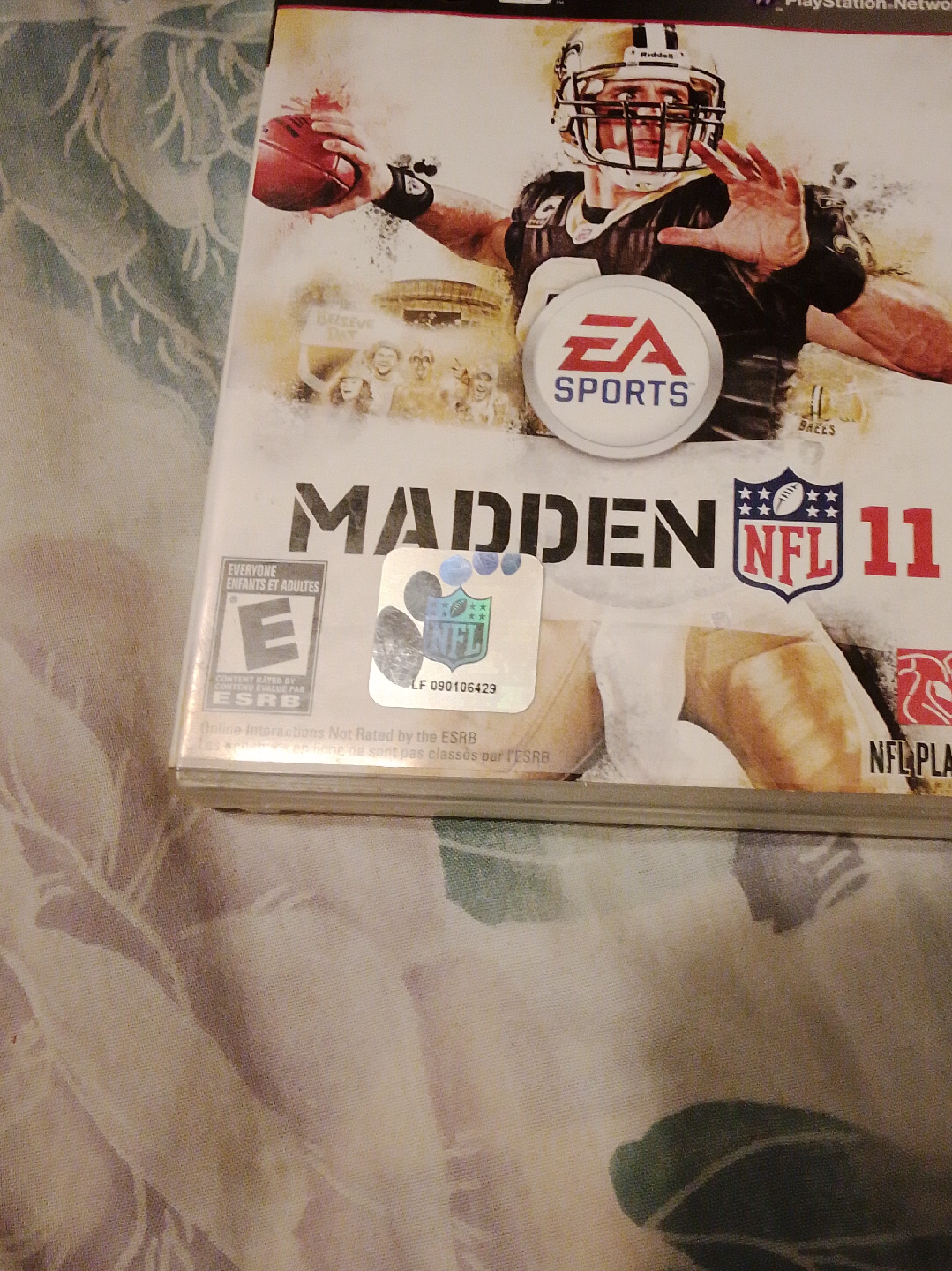 Madden NFL 11 - Playstation 3 Game thumbnail