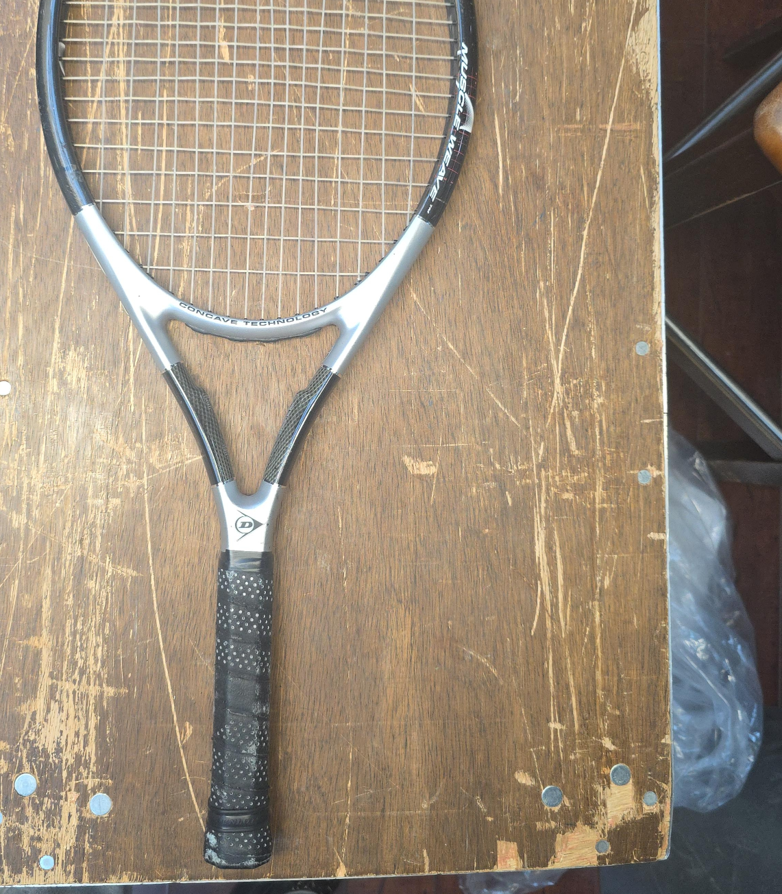 Dunlop Muscle Weave Tennis Racquet thumbnail