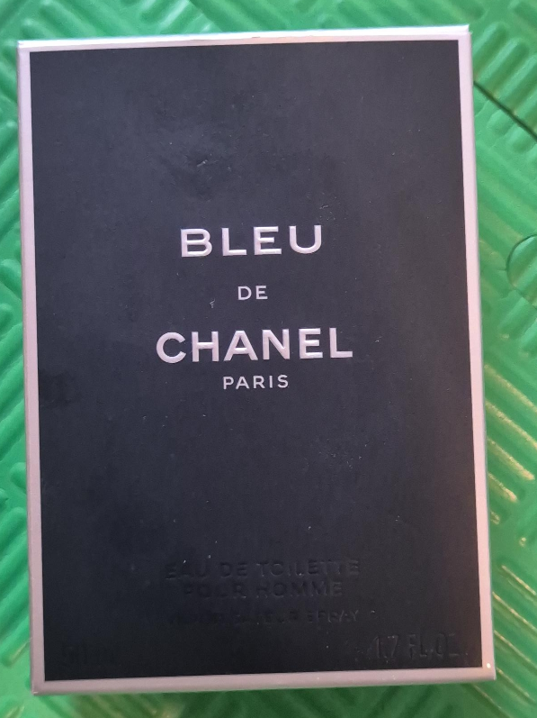 Bleu de Chanel Eau de Toilette 50ml thumbnail