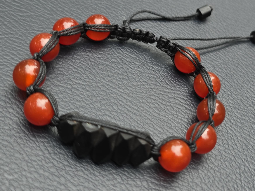Handmade  Carnelian Agate & Azabache Bracelet