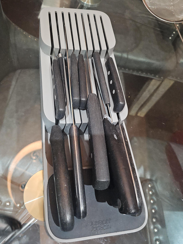 Joseph Joseph Knife Block Set image indicator(1)