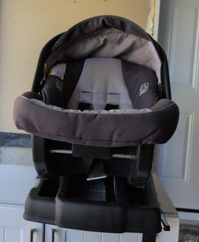 Infant Car Seat with Base thumbnail