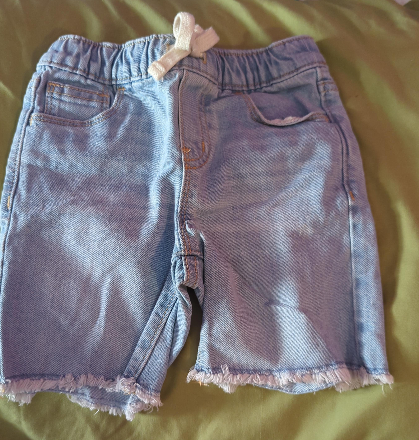 Old Navy 4T Denim Shorts thumbnail