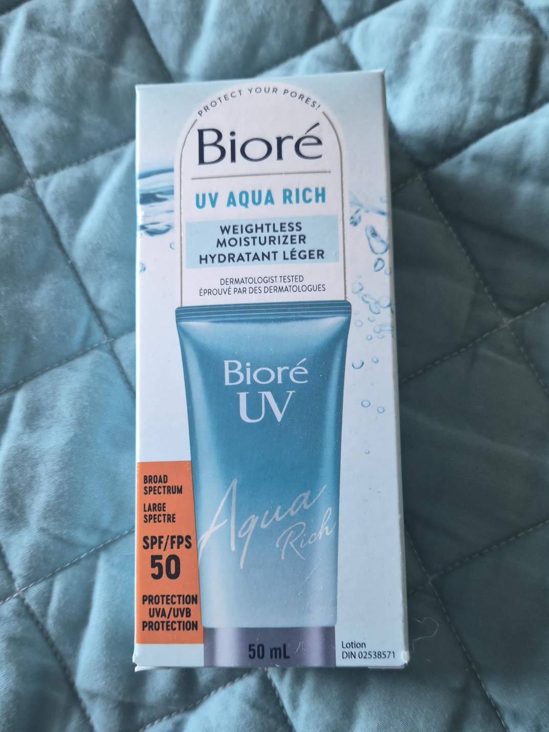 Bioré UV Aqua Rich Weightless Moisturizer SPF 50 thumbnail