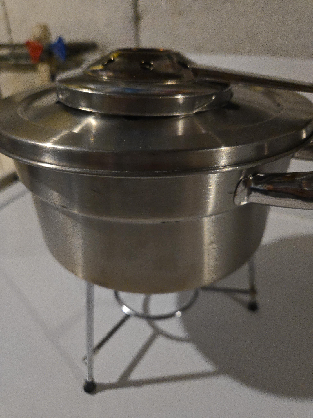 Stainless Steel Fondue Pot Set image indicator(1)