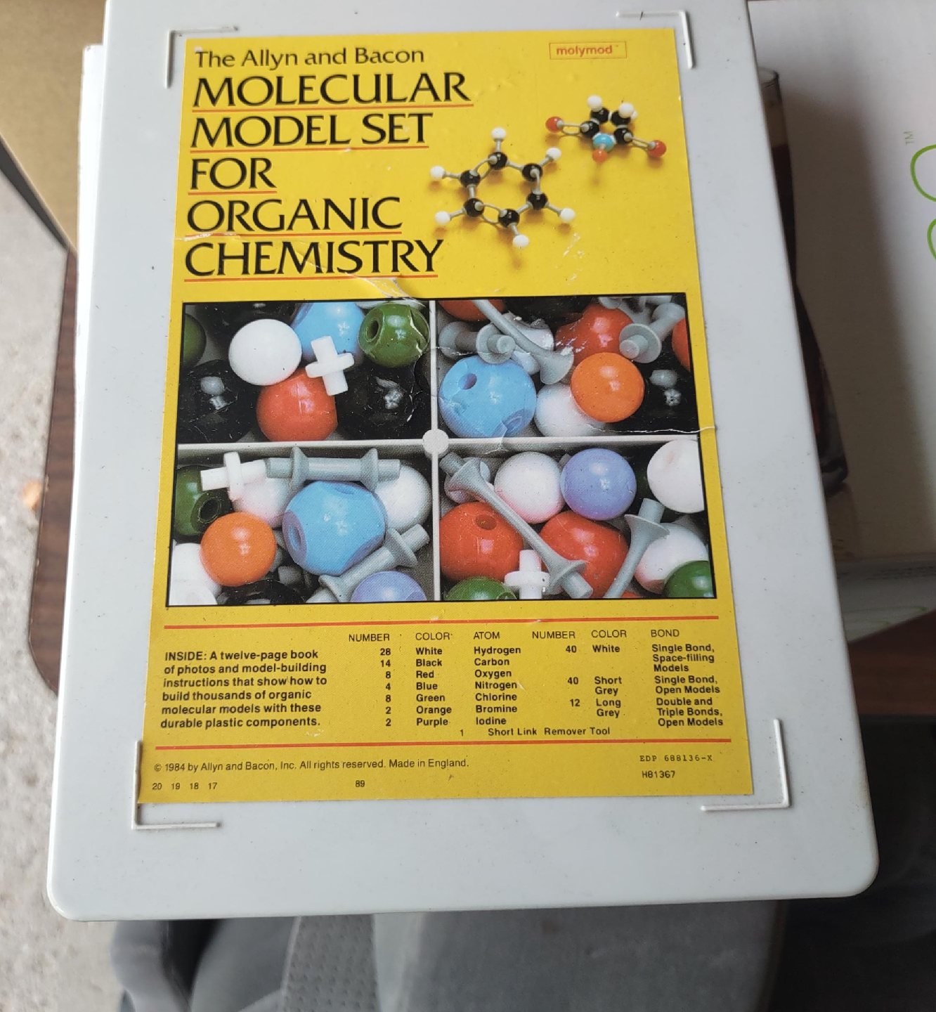 Allyn and Bacon Molecular Model Set