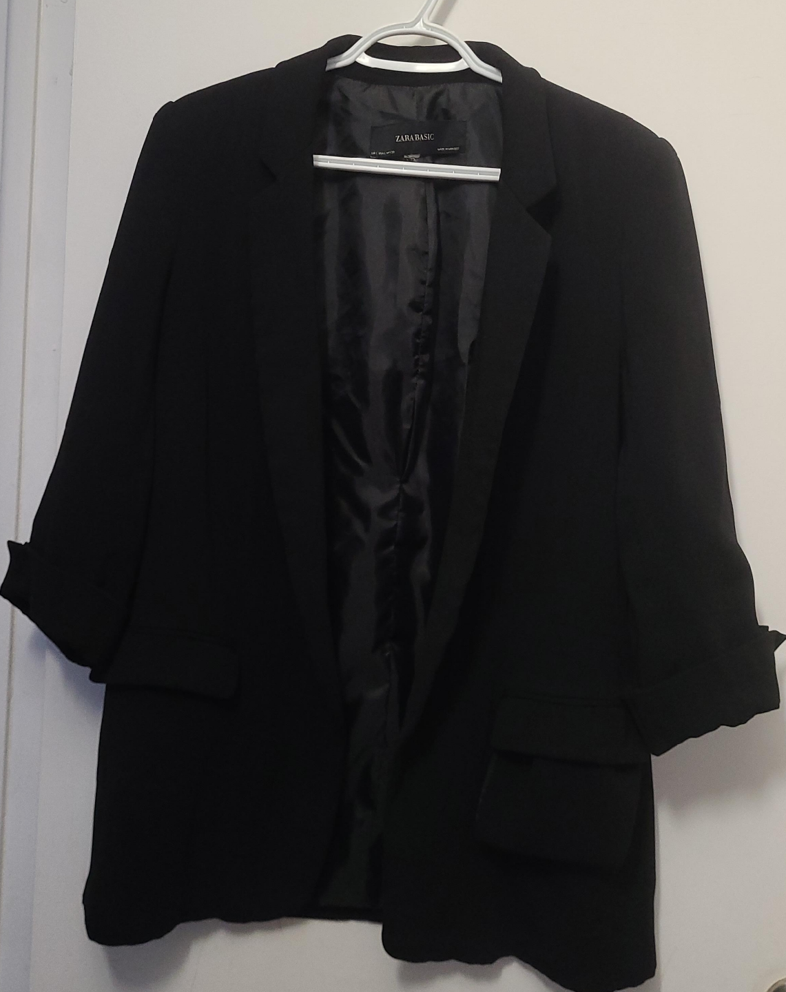 Zara Basic Black Blazer - Size M thumbnail