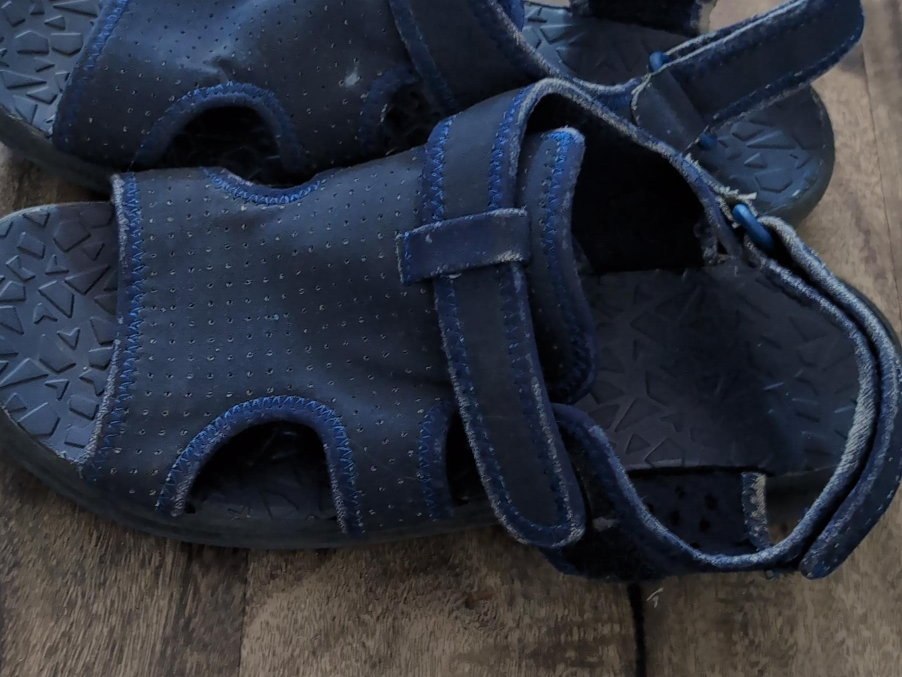 Blue Sandals Size L17 thumbnail