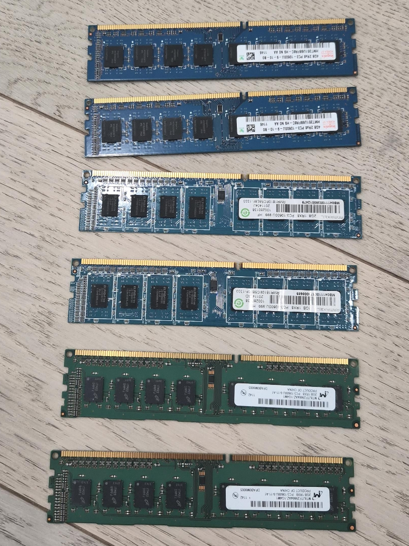 RAM Memory Sticks - 2GB & 4GB thumbnail