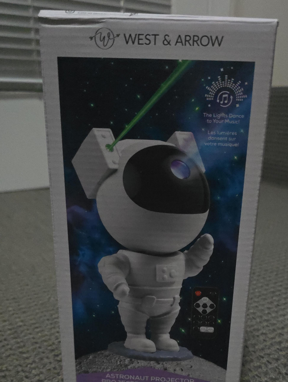 West & Arrow Astronaut Projector w/Box