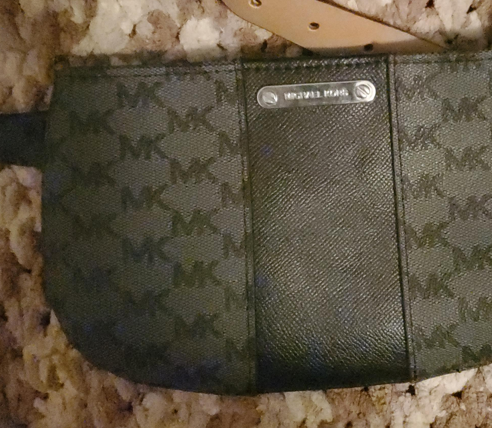 Michael Kors MK Monogram Belt Bag⚽