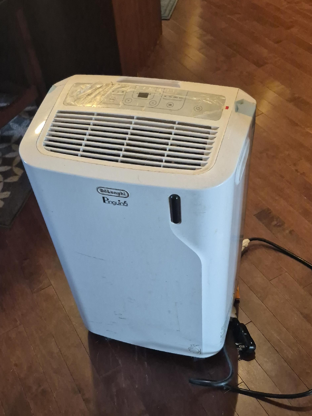 DeLonghi Pinguino Portable Air Conditioner thumbnail