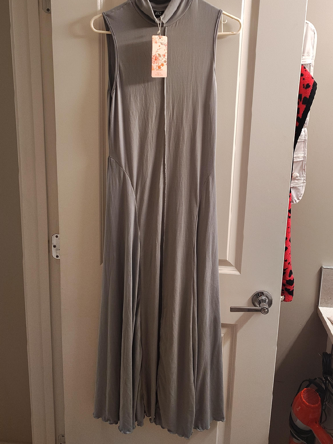 New SHEIN MOD Sleeveless Maxi Dress - Size M thumbnail