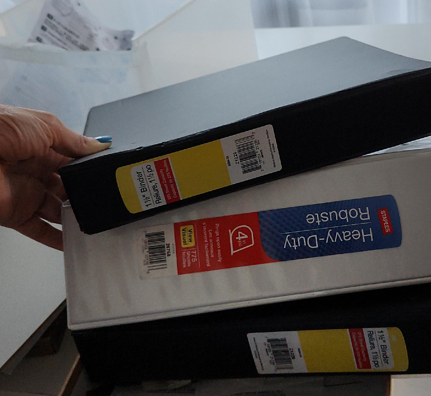 Staples binders thumbnail
