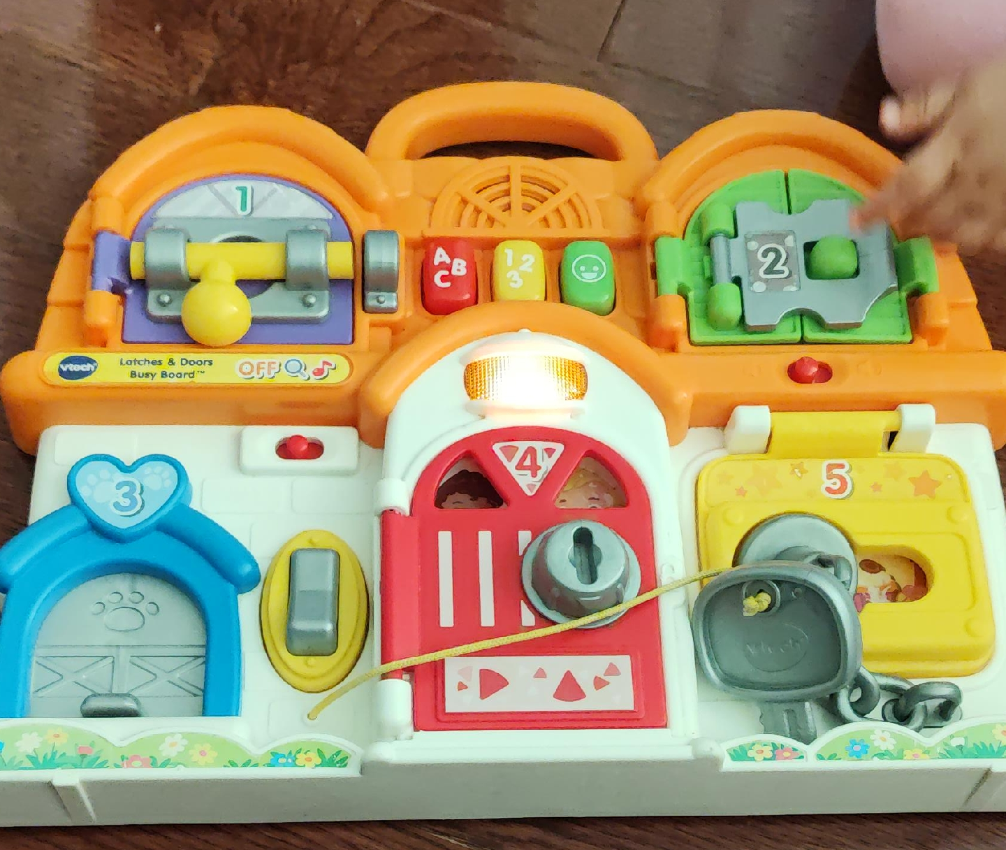 VTech Latches & Doors Busy Board thumbnail