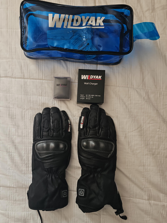 WILDYAK Heated Gloves with Charger & Bag thumbnail