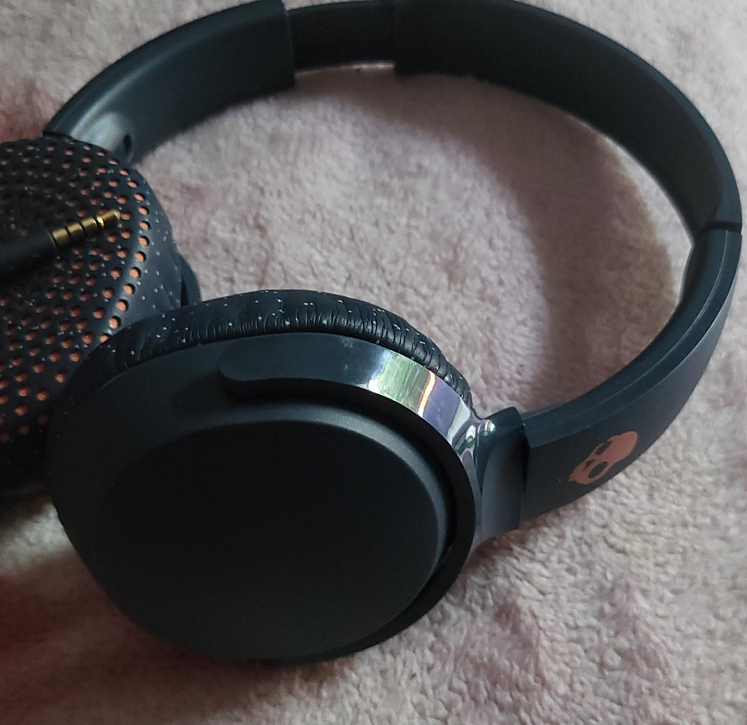 Skullcandy Uproar On-Ear Headphones - Black thumbnail