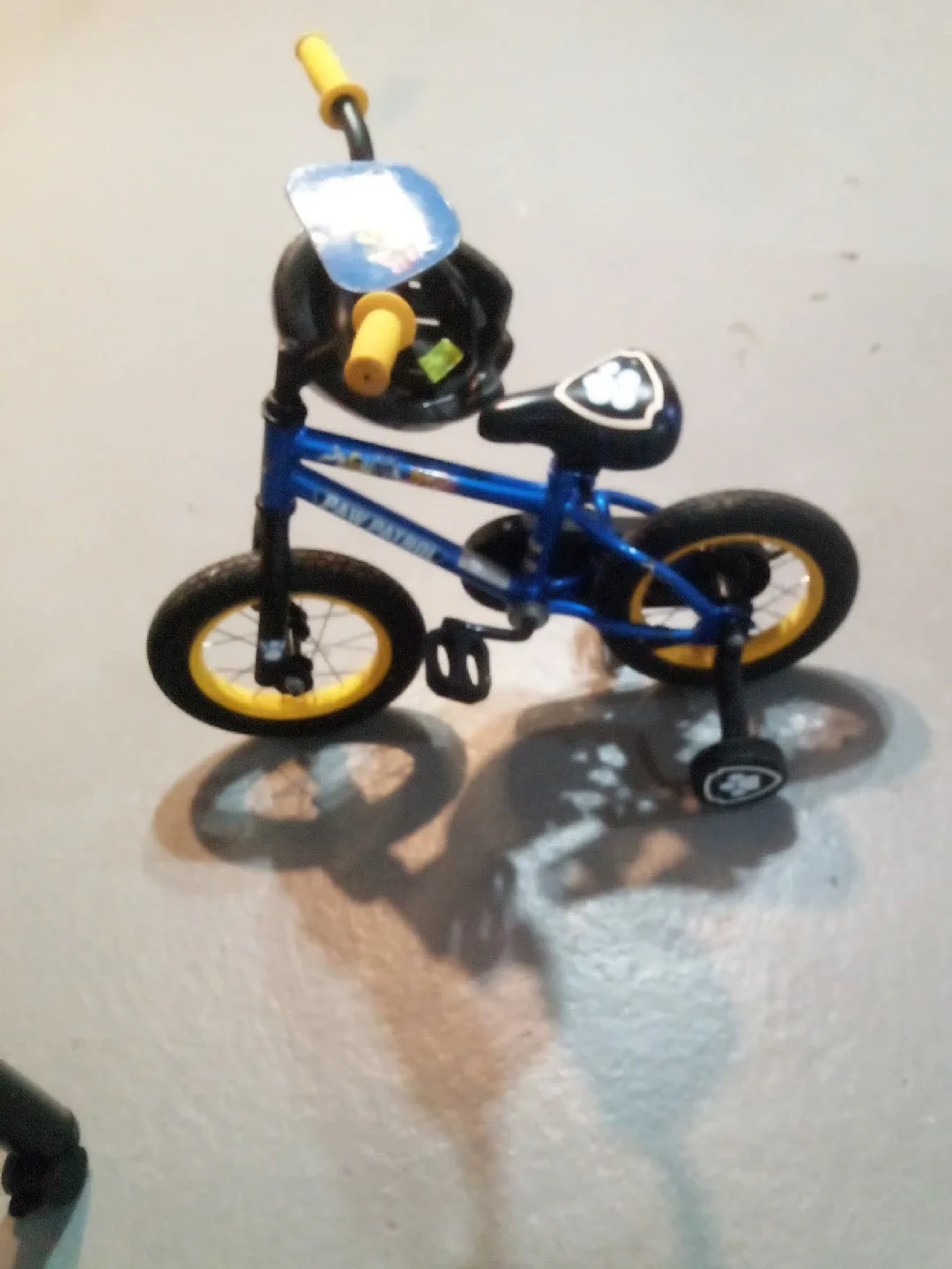 Paw Patrol Kids' Bike with Helmet