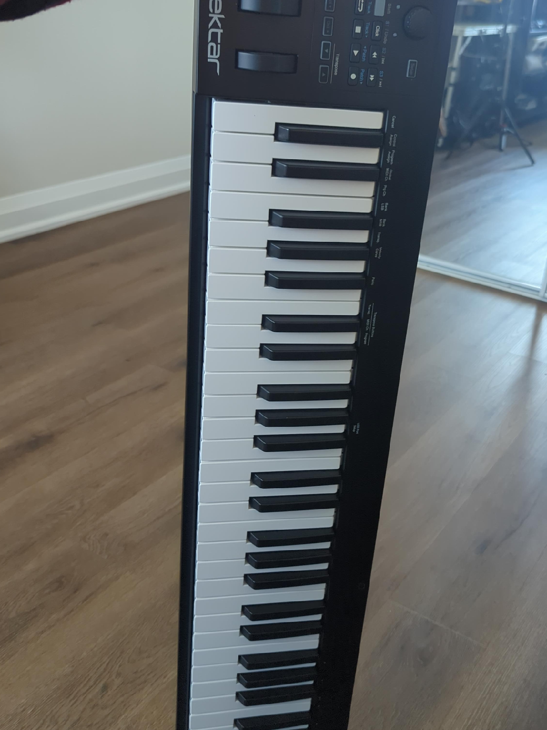 Nektar Impact GX61 MIDI Keyboard