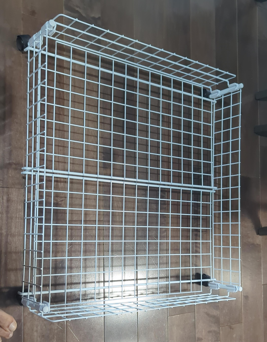 White Wire Storage Basket thumbnail