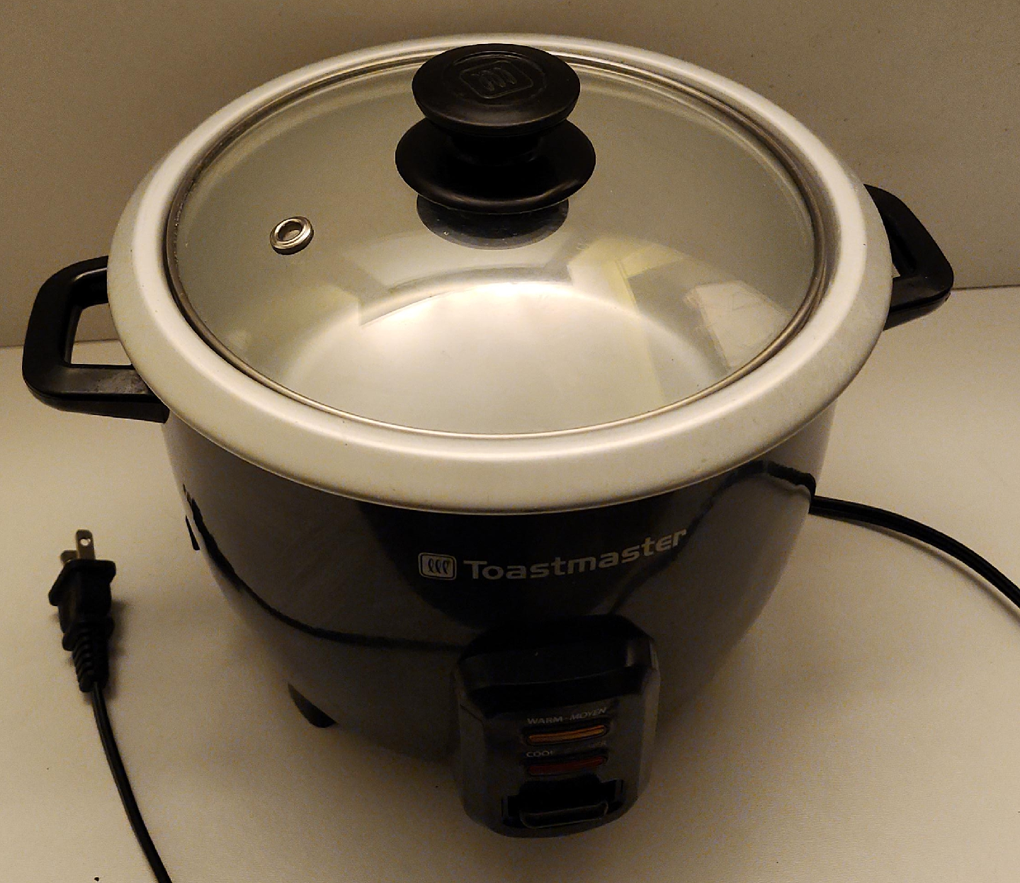 USED Toastmaster Rice Cooker - Black 10 cup. PRICE FIRM thumbnail