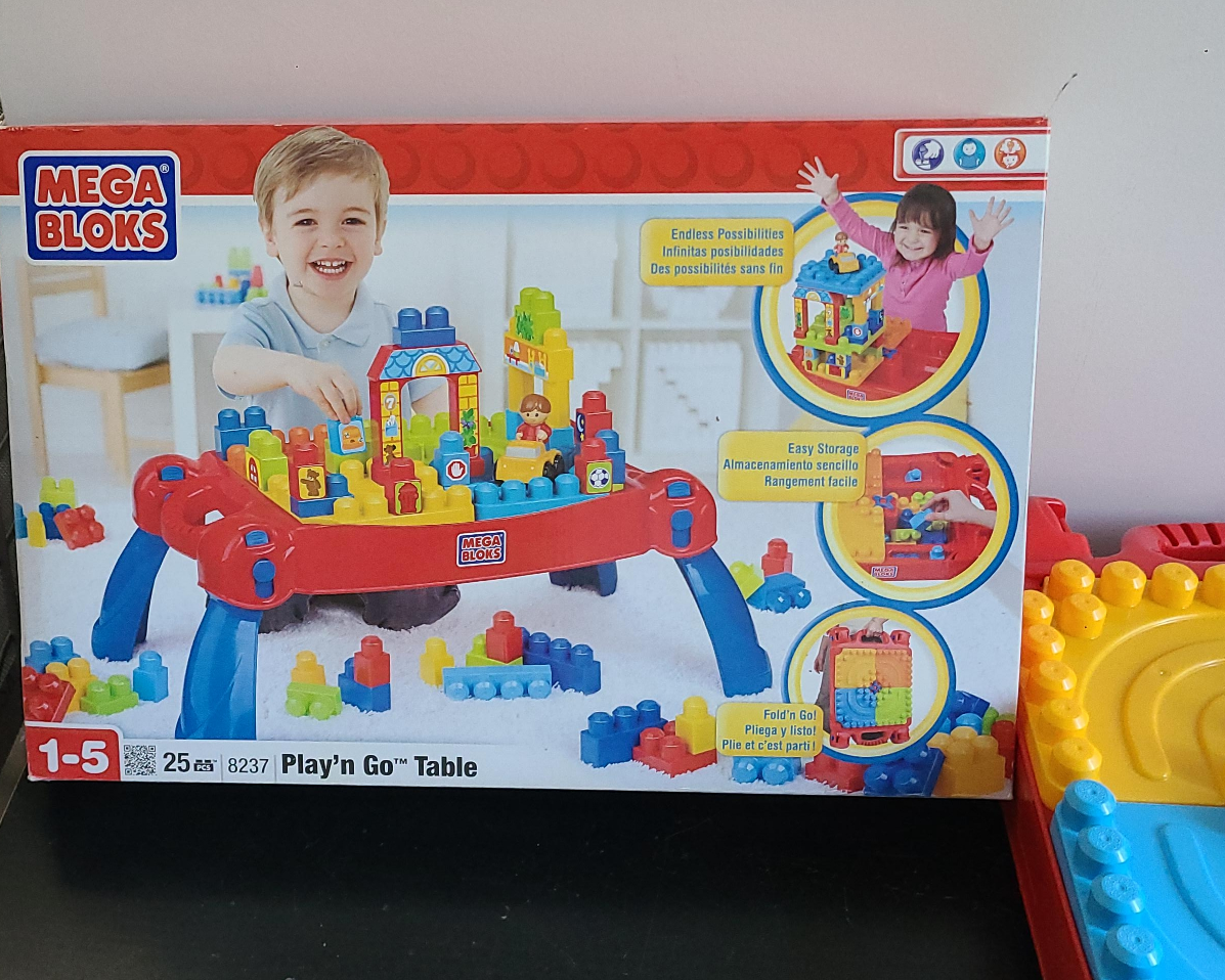 Mega Bloks Play'n Go Table, Ages 1-5 image indicator(1)