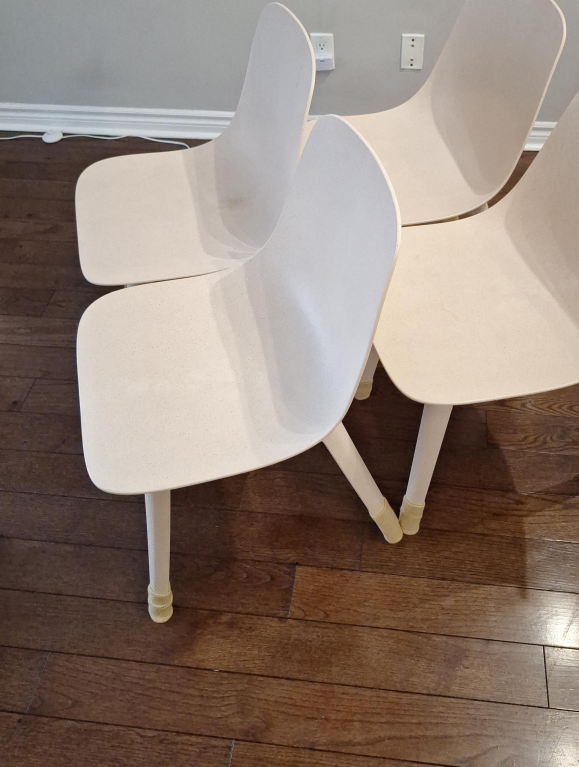 Set of 4 White Chairs thumbnail