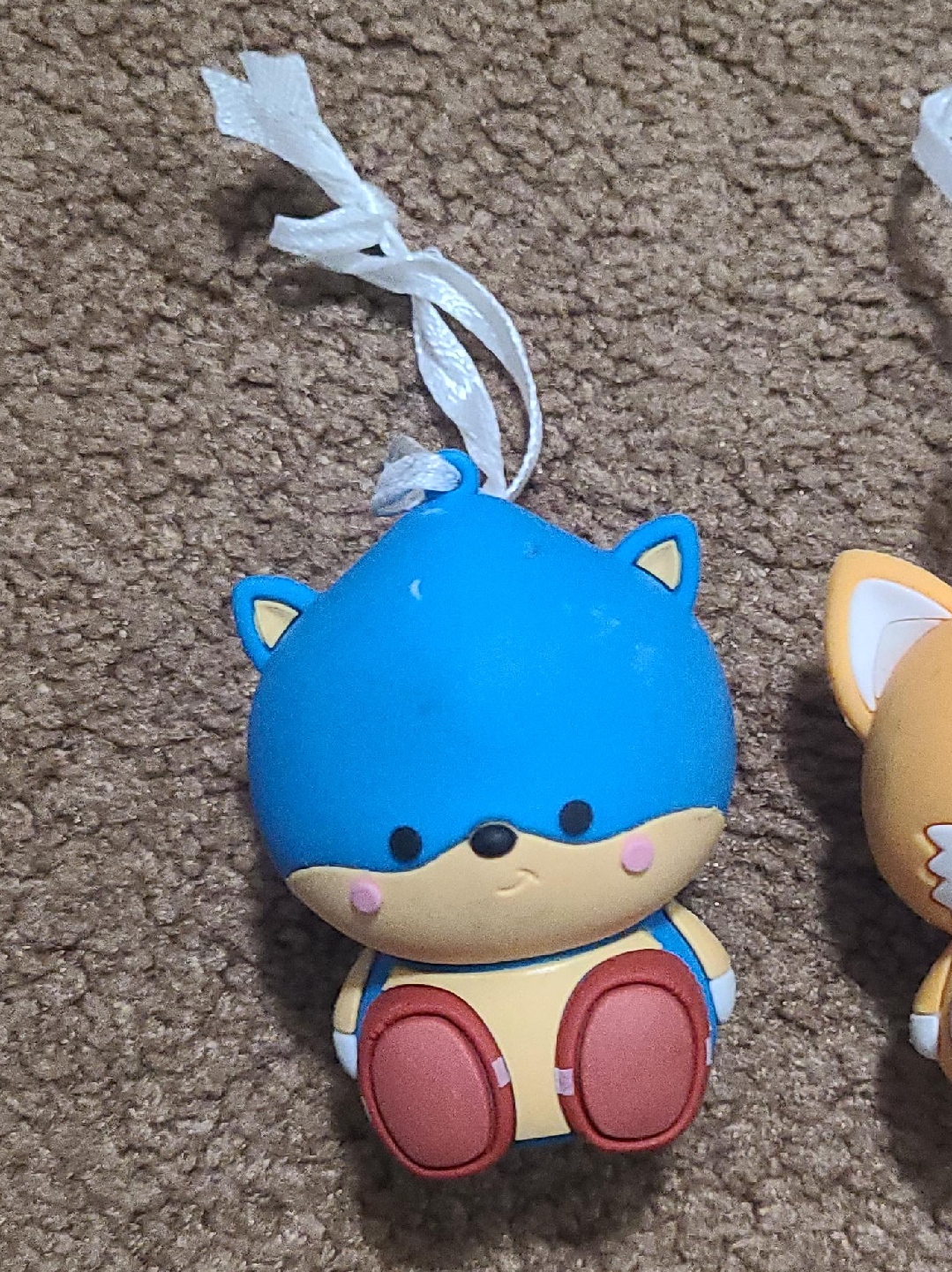 Sonic the Hedgehog Ornament thumbnail