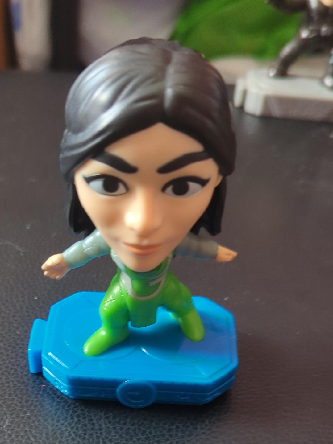 Disney Mulan Figurine thumbnail