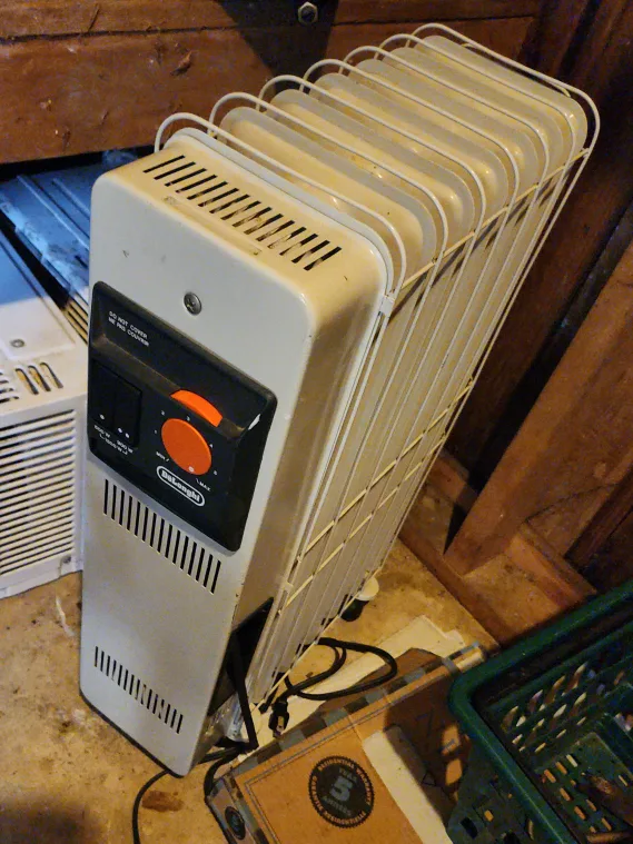 DeLonghi Oil Filled Radiator Heater